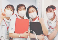 東京医療保健大学 医療保健学部 看護学科 生徒たち