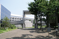 東京都立大学
